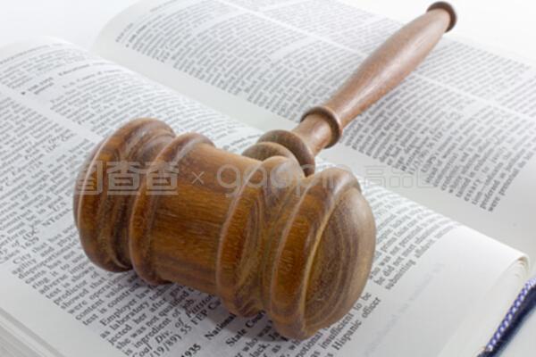 法律文本中的頁眉 規(guī)范、功用與設(shè)計(jì)原則