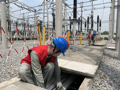 220千伏枝江變電站直流系統(tǒng)改造工程圓滿完成，為電網(wǎng)安全穩(wěn)定運行注入新動力